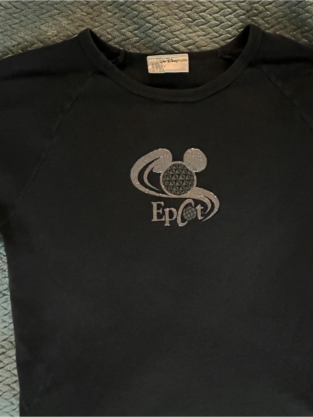 Epcot Black 3/4 length sleeve tee